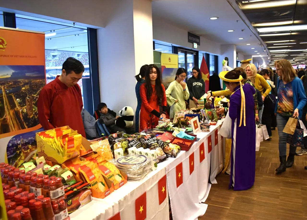 Hội chợ từ thiện quốc tế SHOM 2025: Thúc đẩy tình hữu nghị, giao lưu kết nối văn hóa