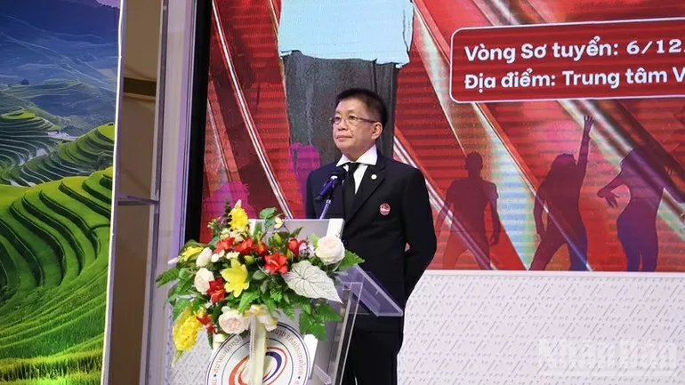 Sôi nổi đêm chung kết 'Tiếng hát kiều bào – Nghĩa tình quê hương' tại Thái Lan Sôi nổi đêm chung kết 'Tiếng hát kiều bào – Nghĩa tình quê hương' tại Thái Lan