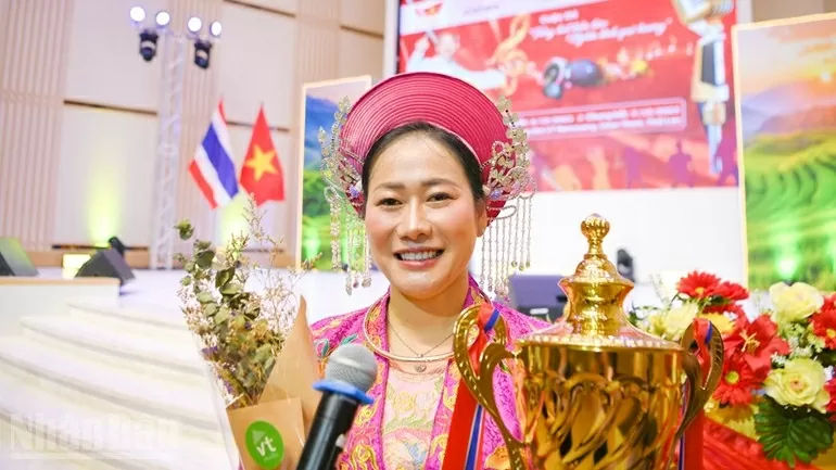Sôi nổi đêm chung kết 'Tiếng hát kiều bào – Nghĩa tình quê hương' tại Thái Lan