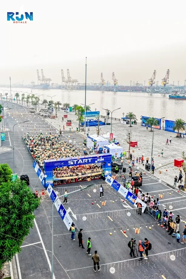 Giải chạy DEEP C Run Royale do Tổ hợp Khu công nghiệp DEEP C tổ chức đã thu hút hơn 1.000 vận động viên tham gia. Giải chạy DEEP C Run Royale do Tổ hợp Khu công nghiệp DEEP C tổ chức đã thu hút hơn 1.000 vận động viên tham gia.