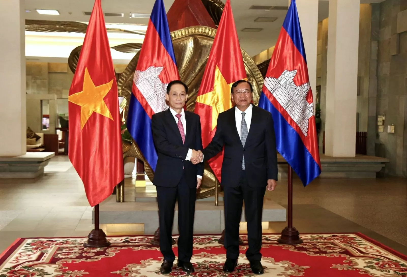 Bộ trưởng Lê Hoài Trung