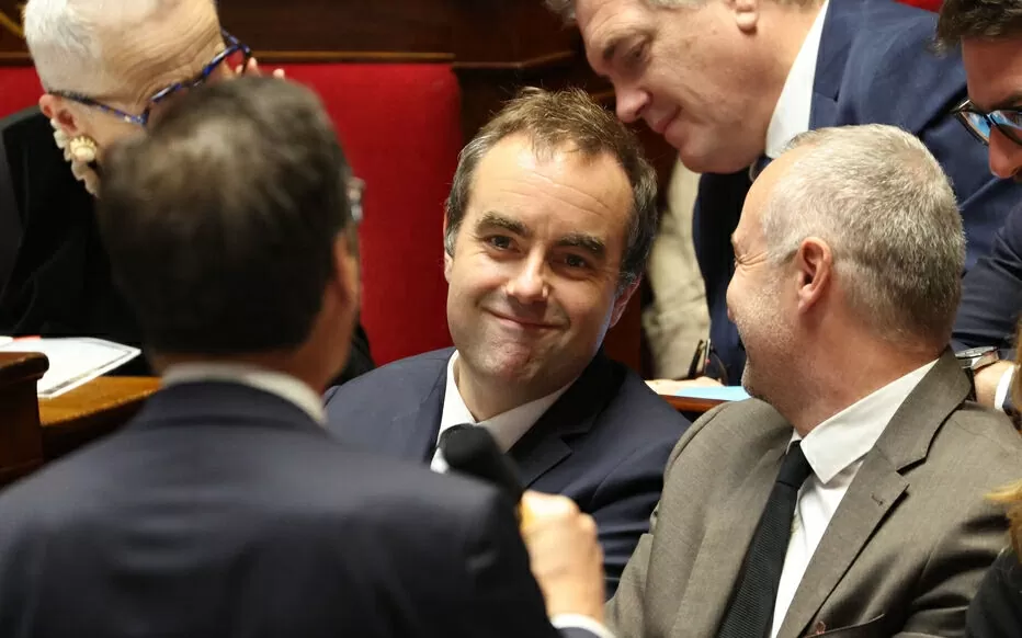 Thủ tướng Pháp giành thắng lợi chính trị quan trọng giữa những khó khăn bủa vây, điều gì khiến ông chưa thể vội mừng?