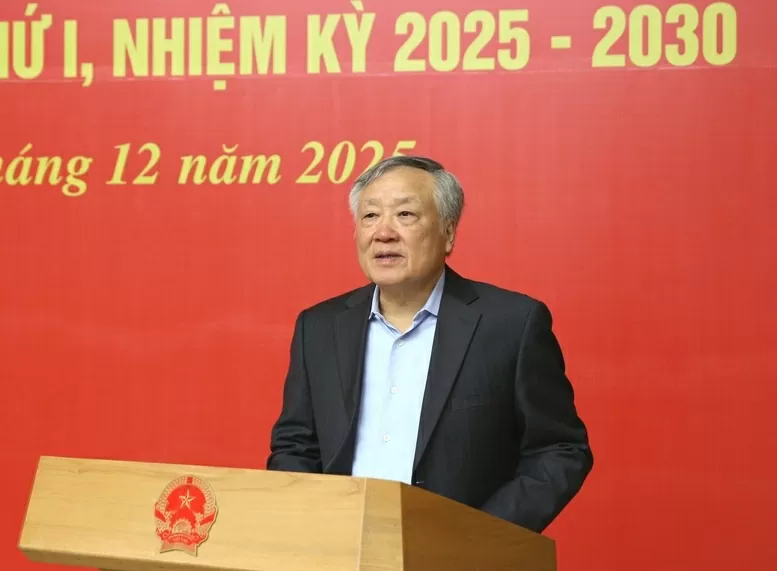 Phó Thủ tướng Thường trực Nguyễn Hòa Bình chủ trì Hội nghị nghiên cứu, học tập, quán triệt, tuyên truyền và triển khai thực hiện Nghị quyết Đại hội đại biểu Đảng bộ Chính phủ lần thứ I, nhiệm kỳ 2025-2030. (Ảnh: Nguyễn Hoàng)