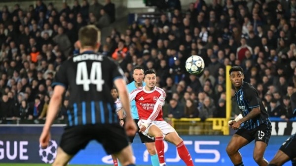 Arsenal và Martinelli đi vào lịch sử Champions League
