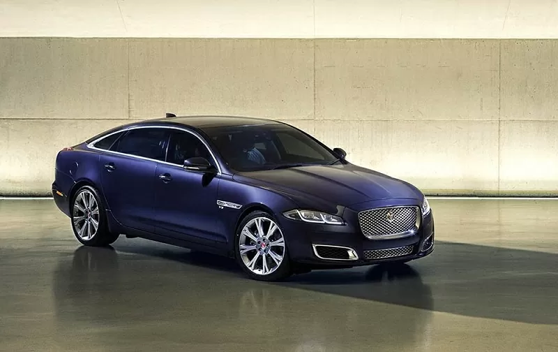 Cập nhật bảng giá xe hãng Jaguar mới nhất tháng 12/2025.