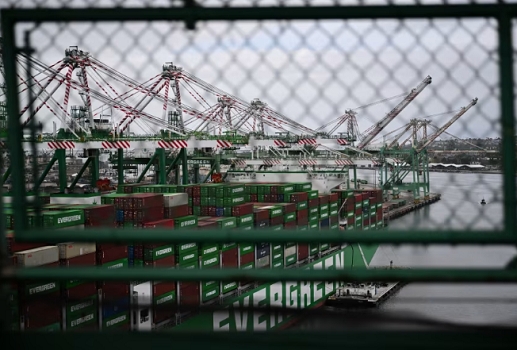 Thuế quan Mỹ khiến trụ cột xuất khẩu trở thành 