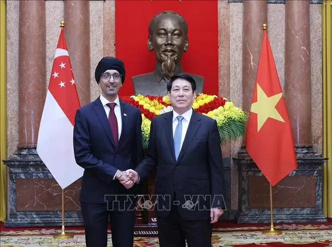 Chủ tịch nước Lương Cường tiếp đại sứ các nước trình Quốc thư