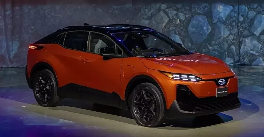 Subaru Uncharted 2026 gây ấn tượng với thiết kế hiện đại, mang dáng vẻ khá giống Toyota C-HR. 
