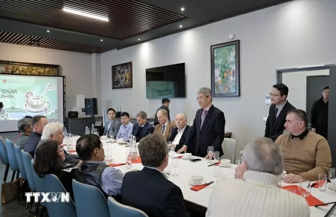 Giới thiệu Phở Việt Nam đến với bạn bè Đức