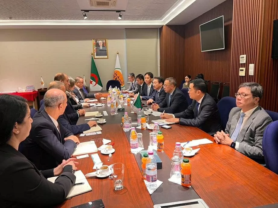 Toàn cảnh buổi làm việc giữa Petrovietnam và ALNAFT tại trụ sở ALNAFT. Toàn cảnh buổi làm việc giữa Petrovietnam và ALNAFT tại trụ sở ALNAFT.