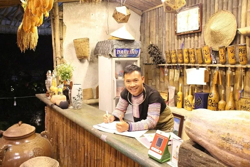 Người Mông ở Pà Cò giữ hồn văn hóa để níu chân du khách