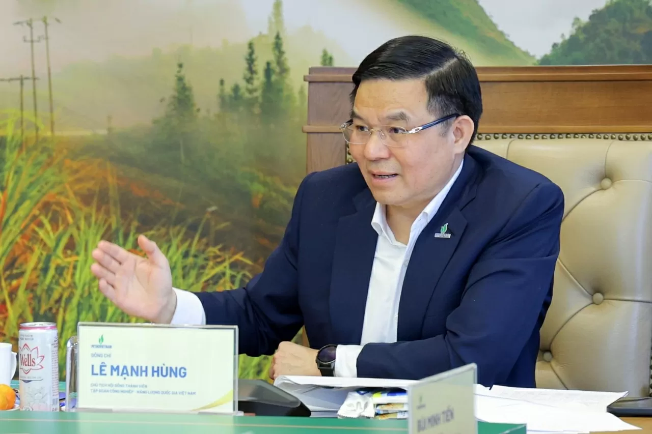 Chủ tịch HĐTV Petrovietnam Lê Mạnh Hùng ghi nhận, đánh giá cao nỗ lực của tập thể lãnh đạo, người lao động PVEP đã đóng góp quan trọng vào kết quả chung của Tập đoàn. Chủ tịch HĐTV Petrovietnam Lê Mạnh Hùng ghi nhận, đánh giá cao nỗ lực của tập thể lãnh đạo, người lao động PVEP đã đóng góp quan trọng vào kết quả chung của Tập đoàn.