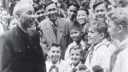 Phát triển tư tưởng Hồ Chí Minh về ngoại giao nhân quyền