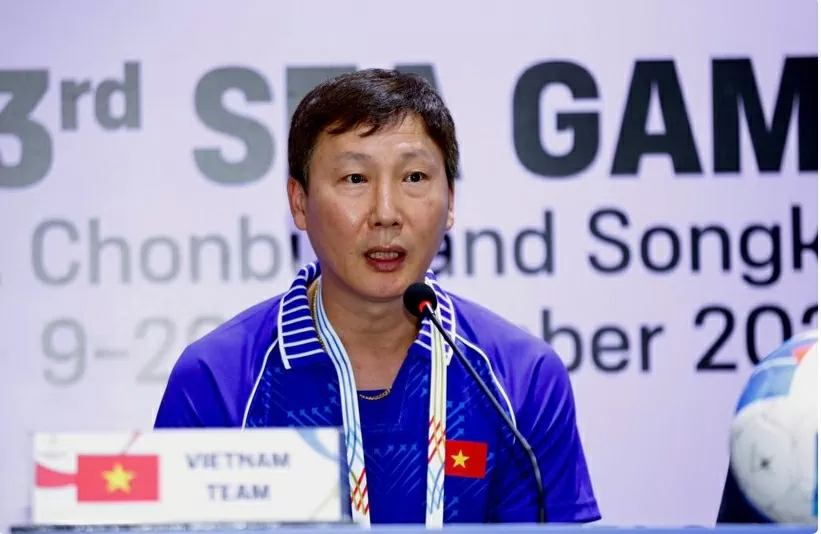 HLV Kim Sang-sik: Quyết tâm vượt bán kết SEA Games