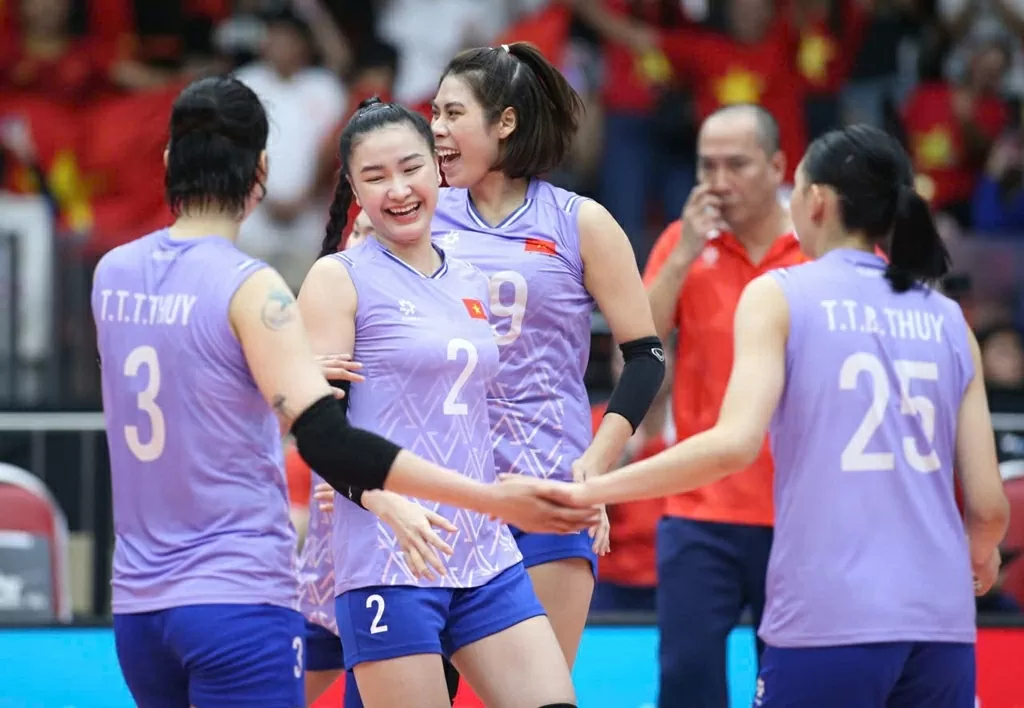 SEA Games 33 ngày 15/12: Chung kết bóng chuyền nữ Việt Nam và Thái Lan SEA Games 33 ngày 15/12: Chung kết bóng chuyền nữ Việt Nam và Thái Lan