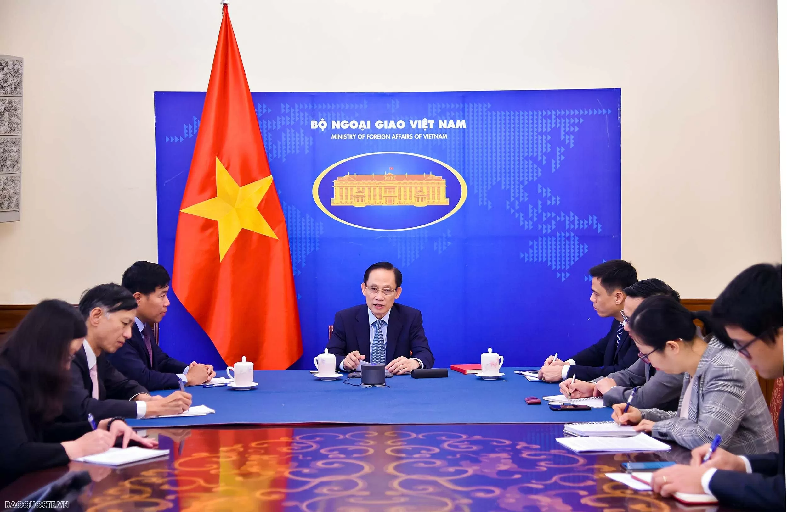 Bộ trưởng Ngoại giao Lê Hoài Trung điện đàm với Bộ trưởng Ngoại giao Philippines Bộ trưởng Ngoại giao Lê Hoài Trung điện đàm với Bộ trưởng Ngoại giao Philippines