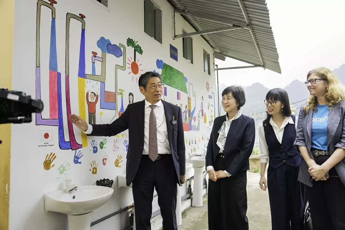 Nhật Bản đóng góp 1,5 triệu USD thông qua IOM và UNICEF để cứu trợ khẩn cấp và phục hồi sau thiên tai tại Việt Nam Nhật Bản đóng góp 1,5 triệu USD thông qua IOM và UNICEF để cứu trợ khẩn cấp và phục hồi sau thiên tai tại Việt Nam