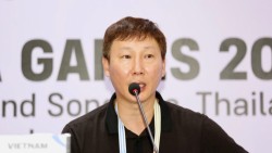 HLV Kim Sang Sik thắng 100% ở các trận chung kết