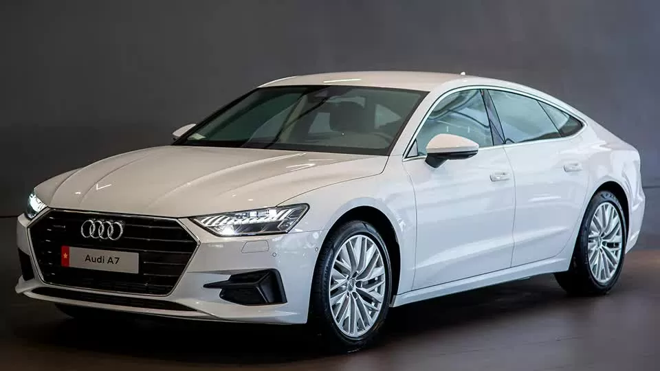 Cập nhật bảng giá xe hãng Audi mới nhất tháng 12/2025.