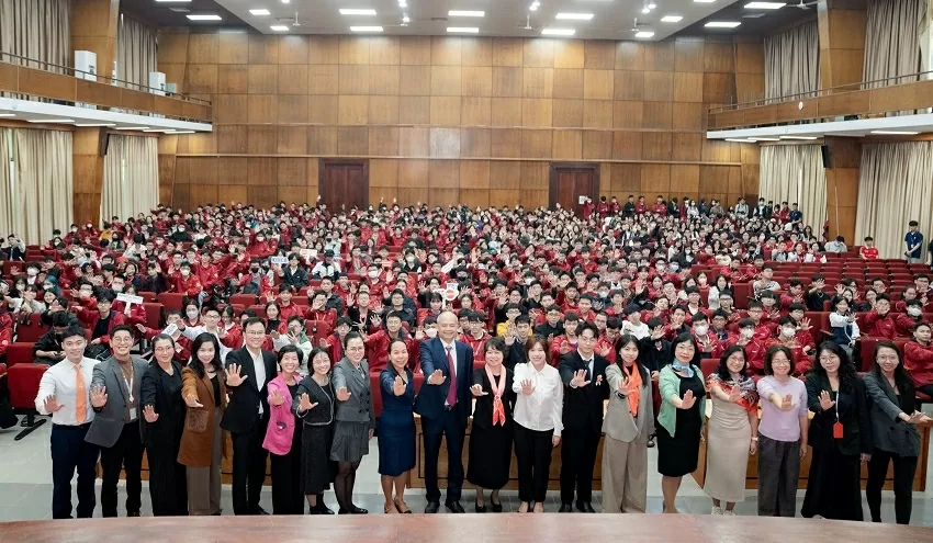Tăng cường tiếng nói thanh niên về phòng ngừa và ứng phó bạo lực trên cơ sở giới sử dụng công nghệ