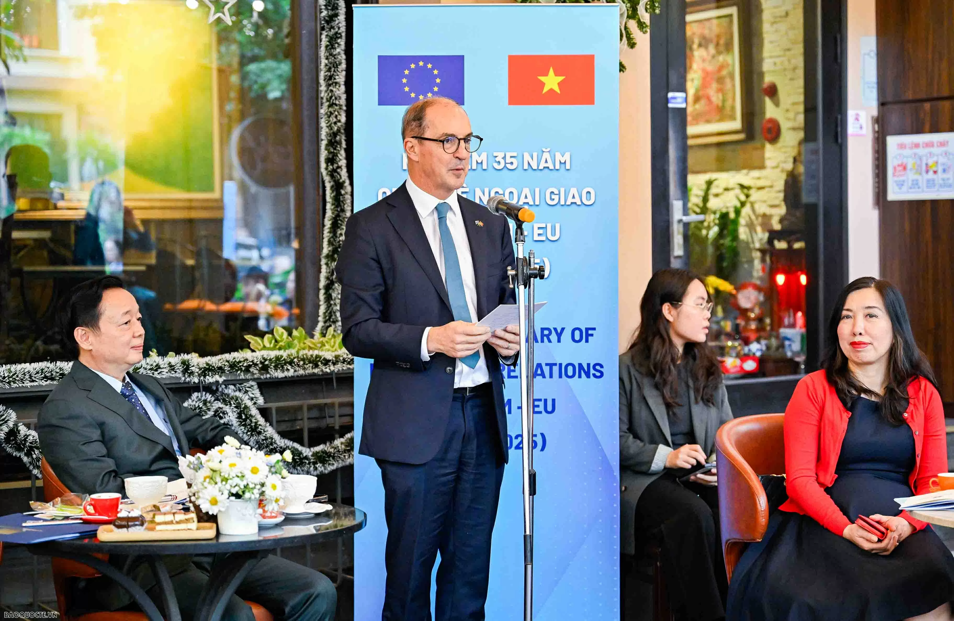 EU mong muốn nâng tầm quan hệ lên Đối tác chiến lược toàn diện với Việt Nam EU mong muốn nâng tầm quan hệ lên Đối tác chiến lược toàn diện với Việt Nam