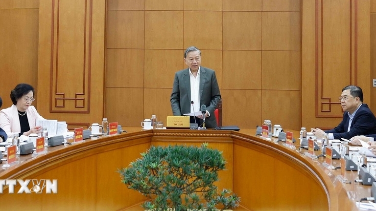 Chính sách người có công với cách mạng; tìm kiếm, quy tập, xác định danh tính hài cốt liệt sĩ là nhiệm vụ đặc biệt quan trọng