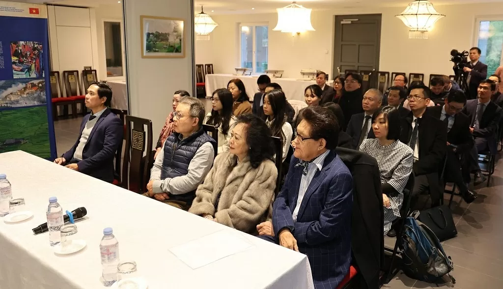 Không khí trang trọng và xúc động tại Tọa đàm tôn vinh Chủ tịch Hồ Chí Minh tại Geneva