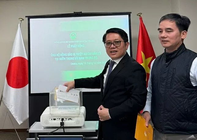Tổng lãnh sự quán Việt Nam tại Osaka cùng cộng đồng người Việt và bạn bè Nhật Bản chung tay ủng hộ đồng bào miền Trung