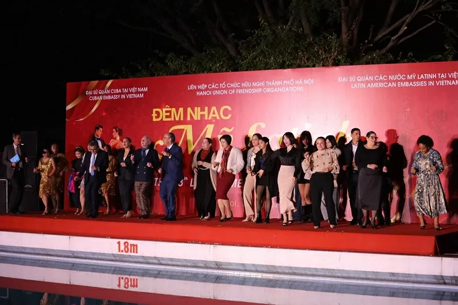 Gắn kết tình đoàn kết hữu nghị giữa Việt Nam và các nước Mỹ Latinh qua âm nhạc Gắn kết tình đoàn kết hữu nghị giữa Việt Nam và các nước Mỹ Latinh qua âm nhạc