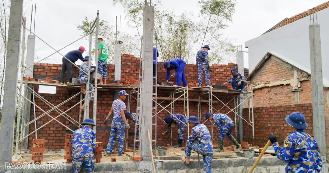 Chiến dịch Quang Trung: Dấu ấn của Vùng 4 Hải quân sau mưa lũ Chiến dịch Quang Trung: Dấu ấn của Vùng 4 Hải quân sau mưa lũ