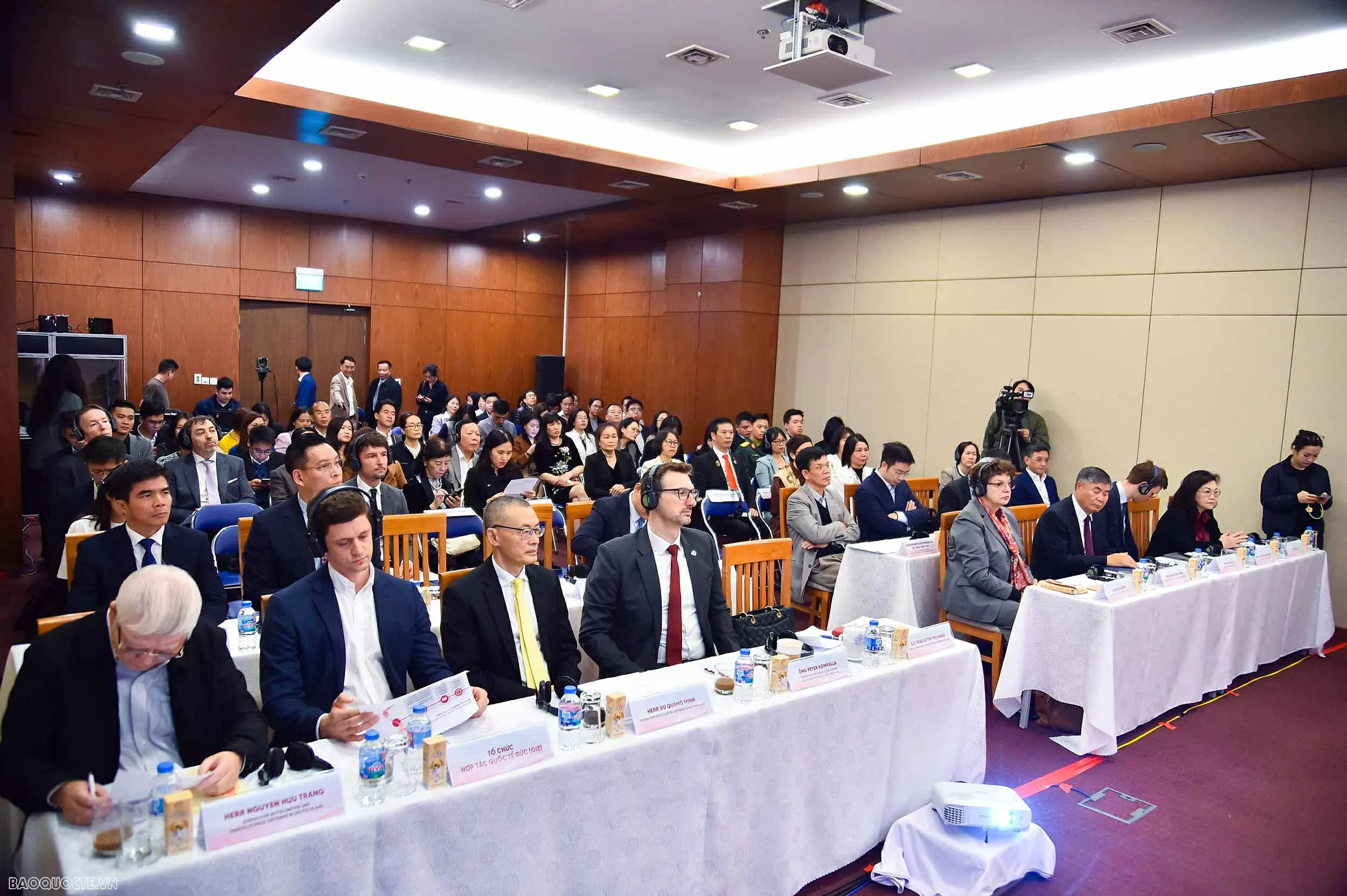 Tọa đàm kỷ niệm 50 năm thiết lập quan hệ ngoại giao Việt Nam-Đức