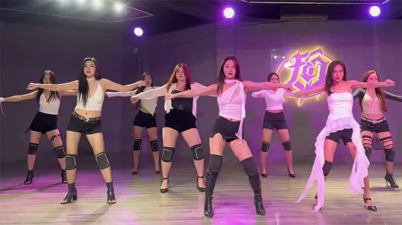 Hồng Minh - người giúp phụ nữ tìm lại chính mình qua từng điệu nhảy