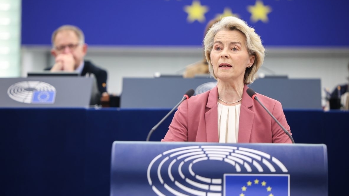 Chủ tịch Ủy ban châu Âu cảnh báo 'nền hòa bình đã không còn', hối thúc EU tài trợ cho Ukraine để 'tự bảo vệ mình'