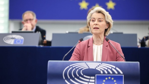 Chủ tịch Ủy ban châu Âu cảnh báo 'nền hòa bình đã không còn', hối thúc EU tài trợ cho Ukraine để 'tự bảo vệ mình'