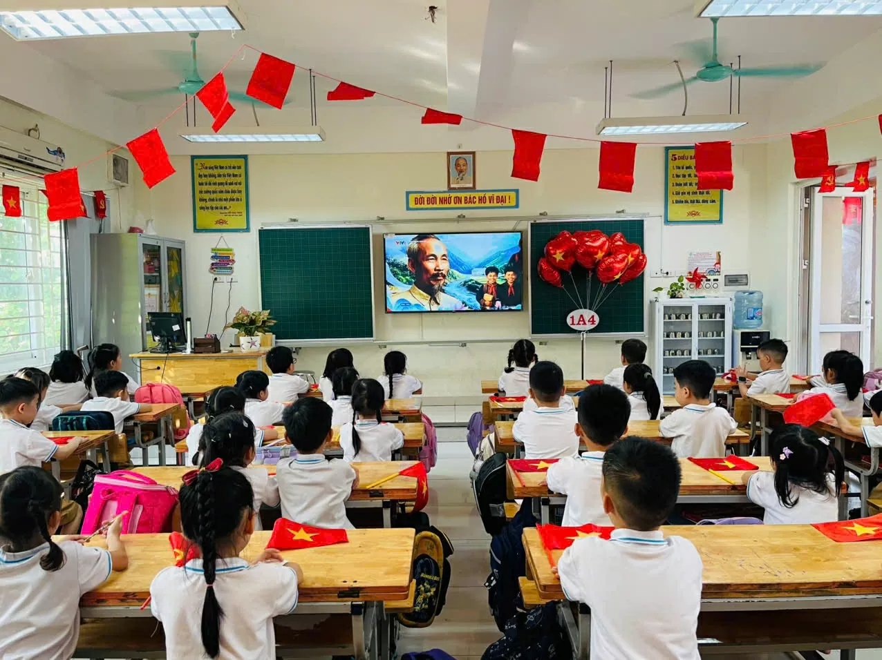 Ngày Quân đội Nhân dân Việt Nam (22/12): Mãi xứng danh Bộ đội cụ Hồ Ngày Quân đội Nhân dân Việt Nam (22/12): Mãi xứng danh Bộ đội cụ Hồ