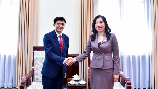 Thứ trưởng Lê Thị Thu Hằng tiếp Cố vấn cảnh sát Liên hợp quốc