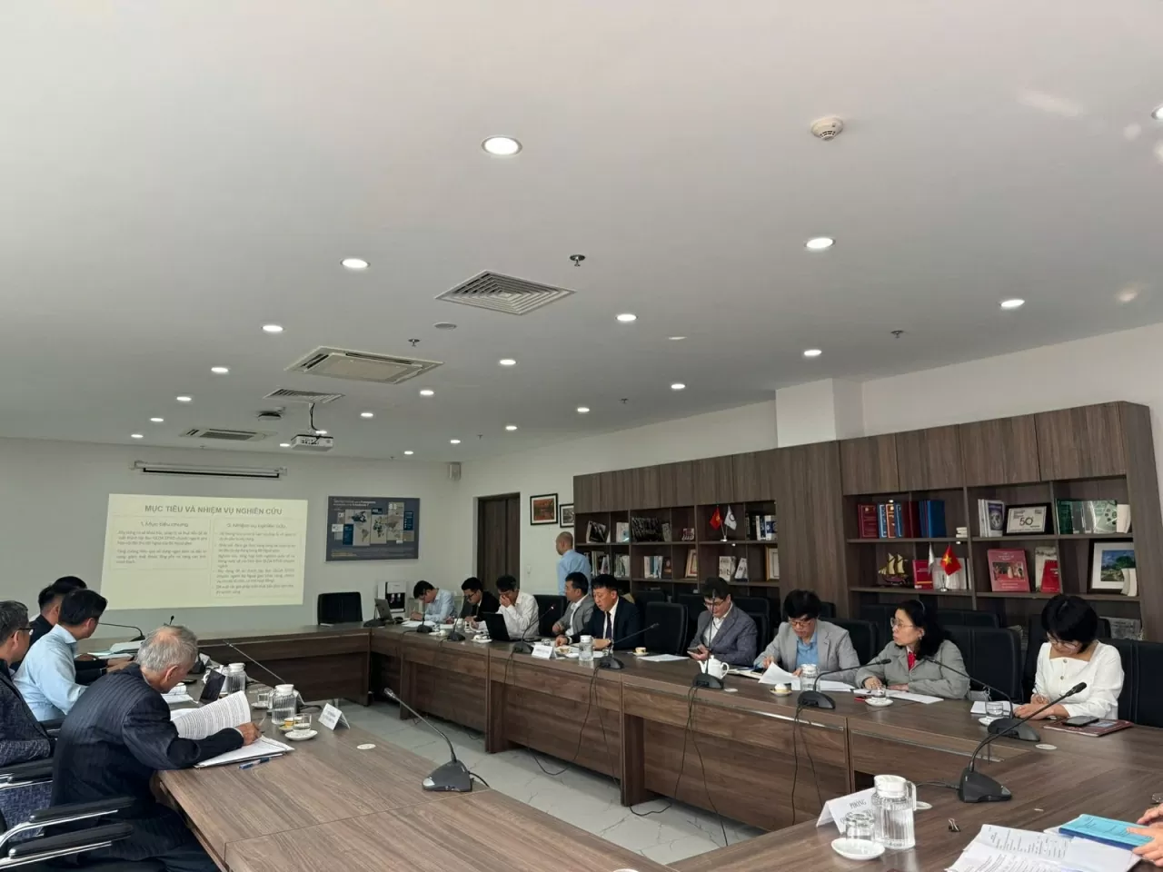 Cục Phục vụ Ngoại giao đoàn bảo vệ thành công đề tài khoa học và công nghệ cấp Bộ