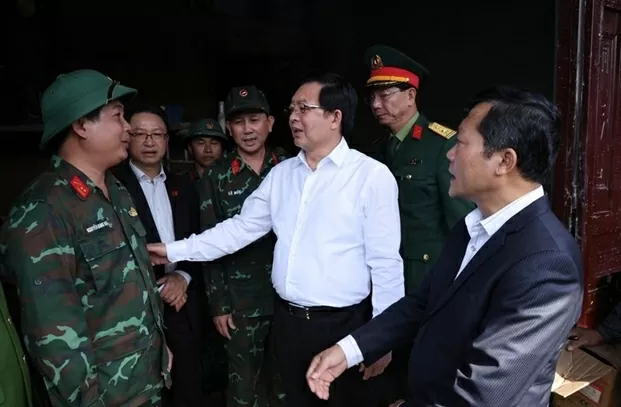 Phó Thủ tướng Hồ Quốc Dũng kiểm tra tình hình triển khai Chiến dịch Quang Trung tại thành phố Huế Phó Thủ tướng Hồ Quốc Dũng kiểm tra tình hình triển khai Chiến dịch Quang Trung tại thành phố Huế