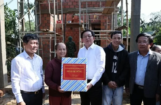 Phó Thủ tướng Hồ Quốc Dũng kiểm tra tình hình triển khai Chiến dịch Quang Trung tại thành phố Huế