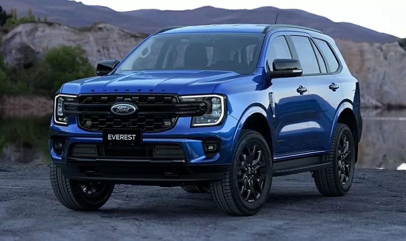 Top 4 xe SUV 7 chỗ bán chạy nhất tháng 11/2025: Ford Everest tiếp tục lập đỉnh.