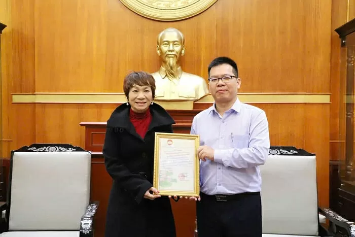 Kiều bào Pháp, Ba Lan, Hàn Quốc ủng hộ đồng bào trong nước khắc phục hậu quả mưa bão