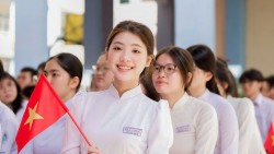 Học sinh TP. Hồ Chí Minh nghỉ Tết Nguyên đán Bính Ngọ mấy ngày?