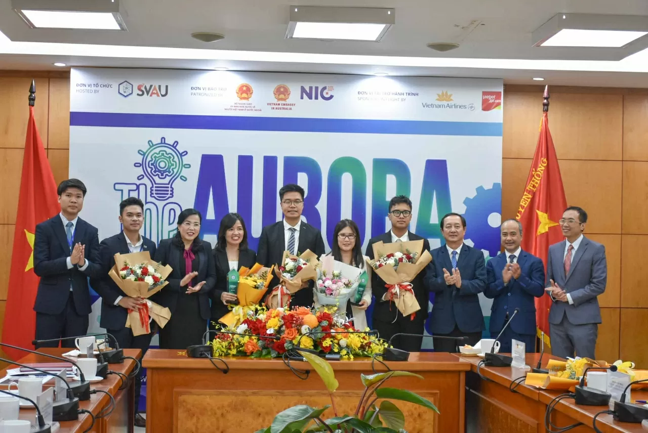 Tôn vinh tinh thần sáng tạo khoa học của người trẻ Việt Nam tại Australia Tôn vinh tinh thần sáng tạo khoa học của người trẻ Việt Nam tại Australia