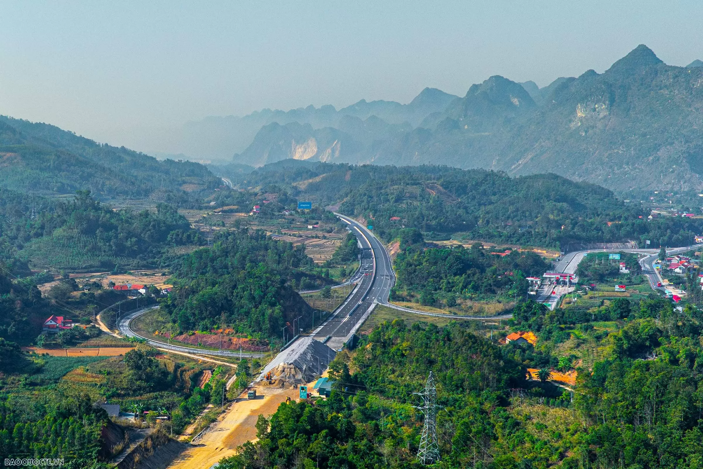 Công trường cao tốc Hữu Nghị-Chi Lăng cận ngày thông tuyến nnn