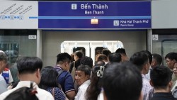 Metro số 1 TP.HCM đón gần 19 triệu lượt khách sau một năm vận hành