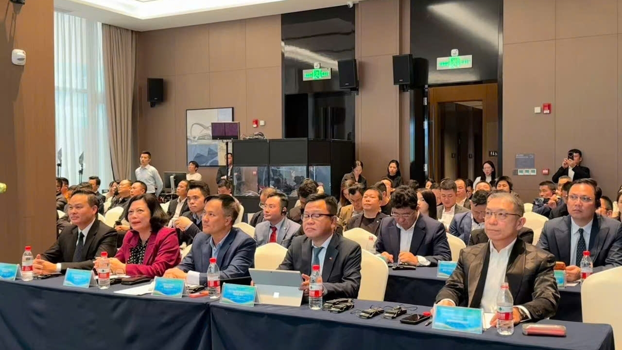 Đoàn công tác của Ban Quản lý Khu kinh tế tỉnh Quảng Ninh làm việc tại Quảng Tây, Trung Quốc