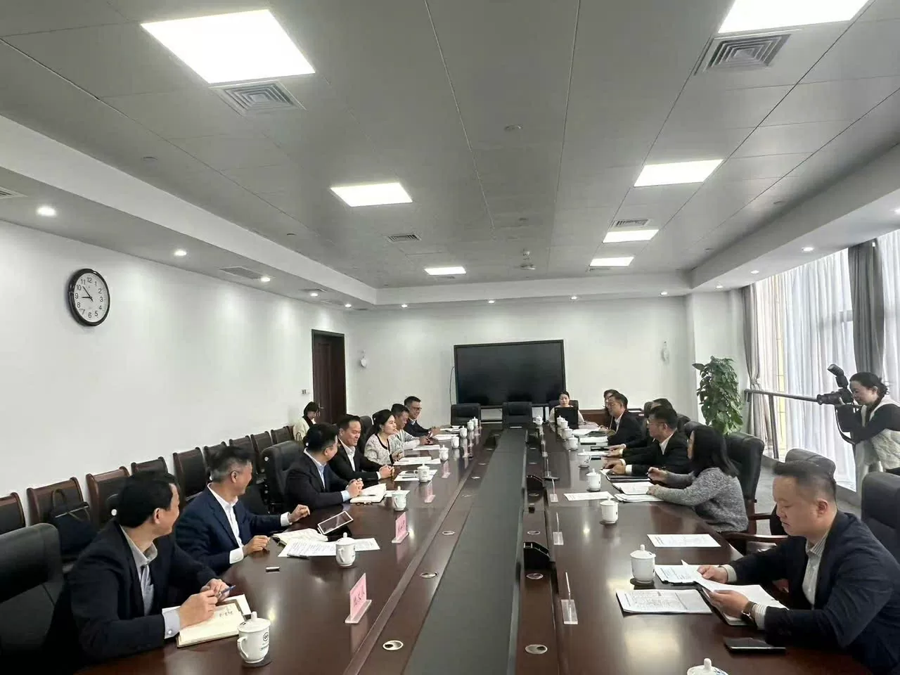 Đoàn công tác của Ban Quản lý Khu kinh tế tỉnh Quảng Ninh làm việc tại Quảng Tây, Trung Quốc Đoàn công tác của Ban Quản lý Khu kinh tế tỉnh Quảng Ninh làm việc tại Quảng Tây, Trung Quốc