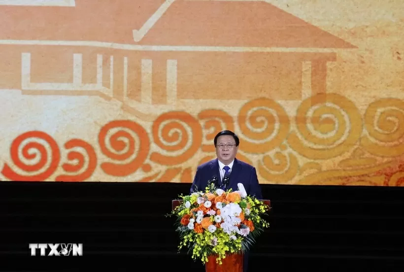 Ủy viên Bộ Chính trị, Giám đốc Học viện Chính trị Quốc gia Hồ Chí Minh, Chủ tịch Hội đồng Lý luận Trung ương Nguyễn Xuân Thắng phát biểu tại buổi lễ. (Ảnh: Hoàng Ngà/TTXVN)