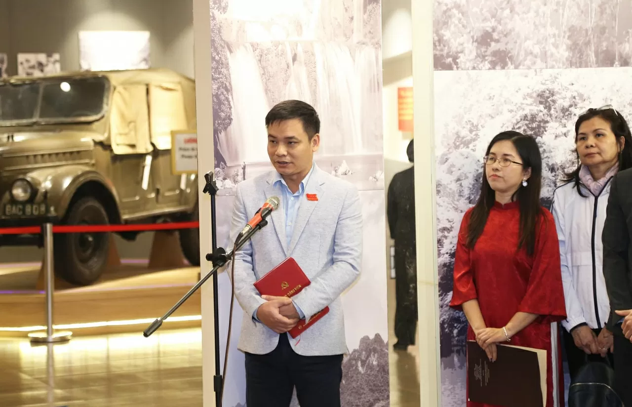 Trưởng phòng Quản lý Lao động Đoàn Ngoại giao (CPVNGD) Nguyễn Thọ Xương cho biết hoạt động gặp mặt, trao đổi, phổ biến chính sách, pháp luật là hết sức cần thiết nhằm bảo đảm quyền và lợi ích hợp pháp, chính đáng của người lao động. (Ảnh: Thành Long)