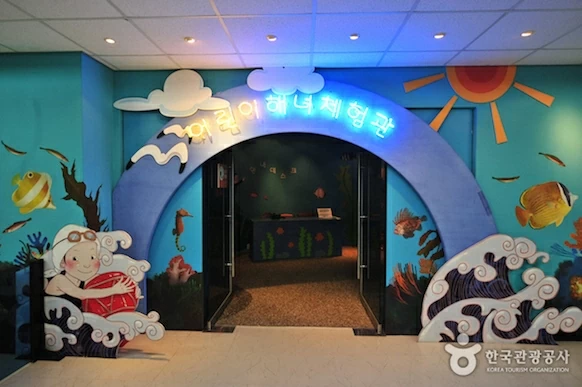 Khách nước ngoài đến Jeju tăng mạnh nhờ một bộ phim Hàn Quốc ăn khách trên Netflix